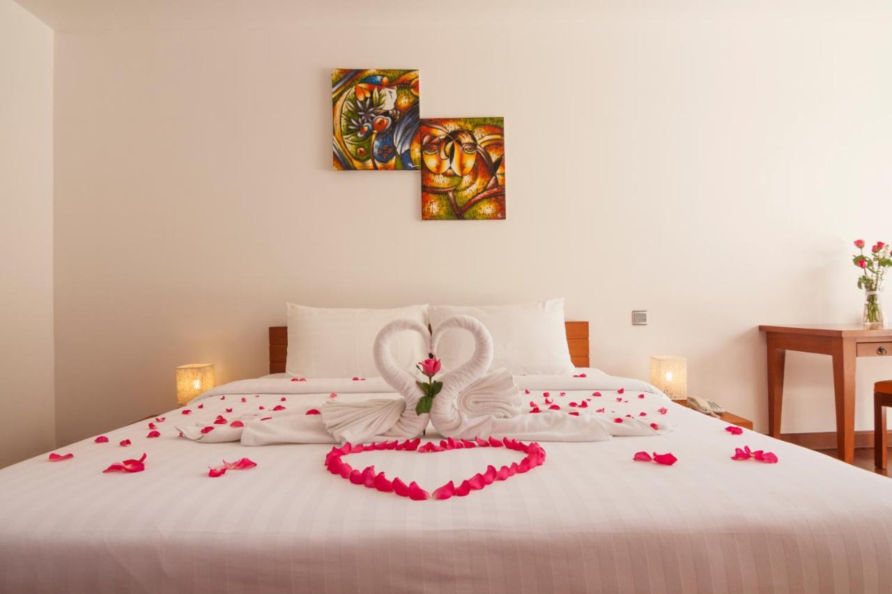 The Residence Resort Bang Tao Beach  Esterno foto